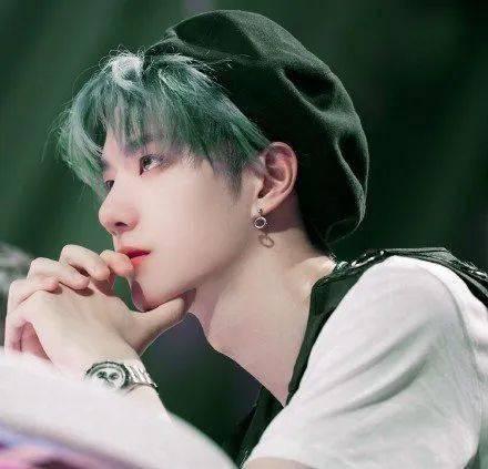 杨紫爆料王一博被骂视频,网友热议 第1张 杨紫爆料王一博被骂视频,网友热议 第1张